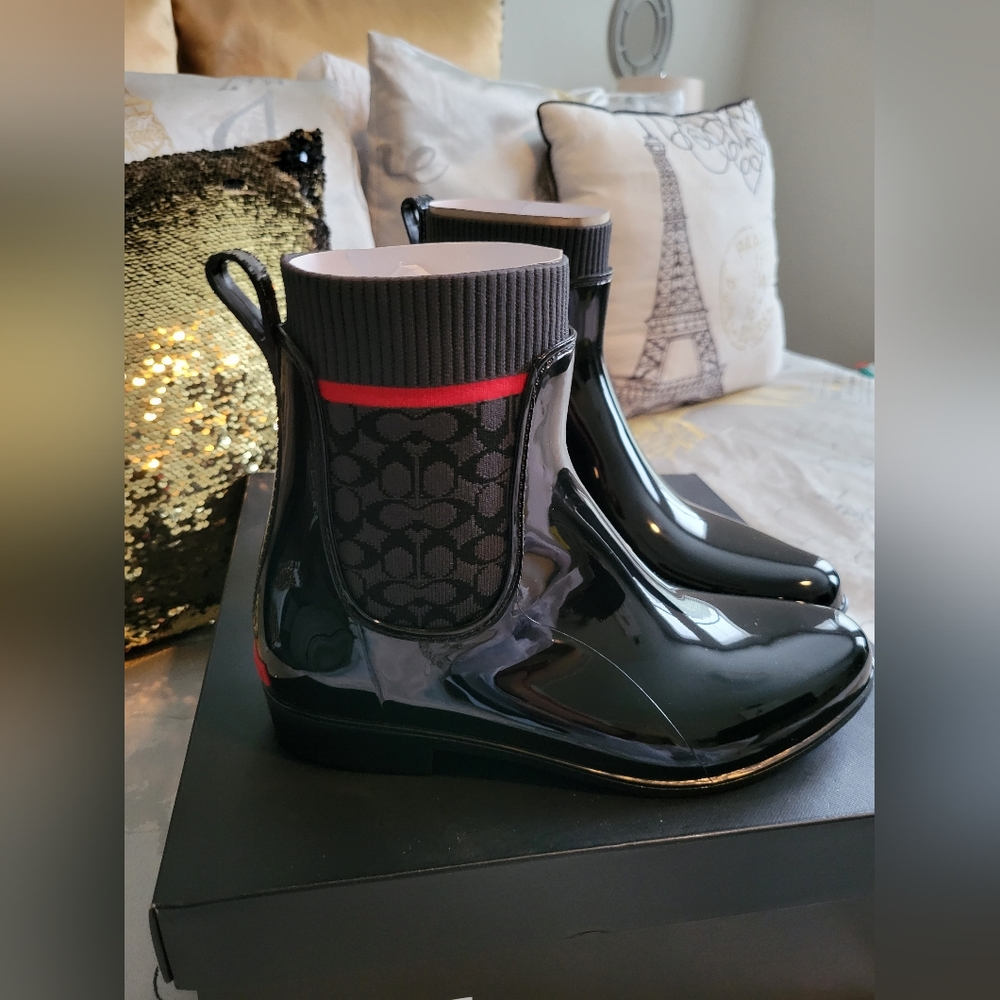 COACH Rivington Black Signature Rubber Rain Bootie Boots Womens SIZE 10 NIB